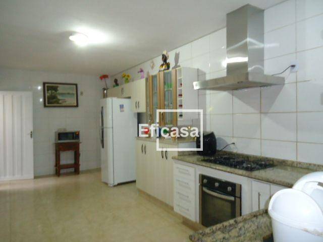 Casa à venda com 3 quartos, 130m² - Foto 13