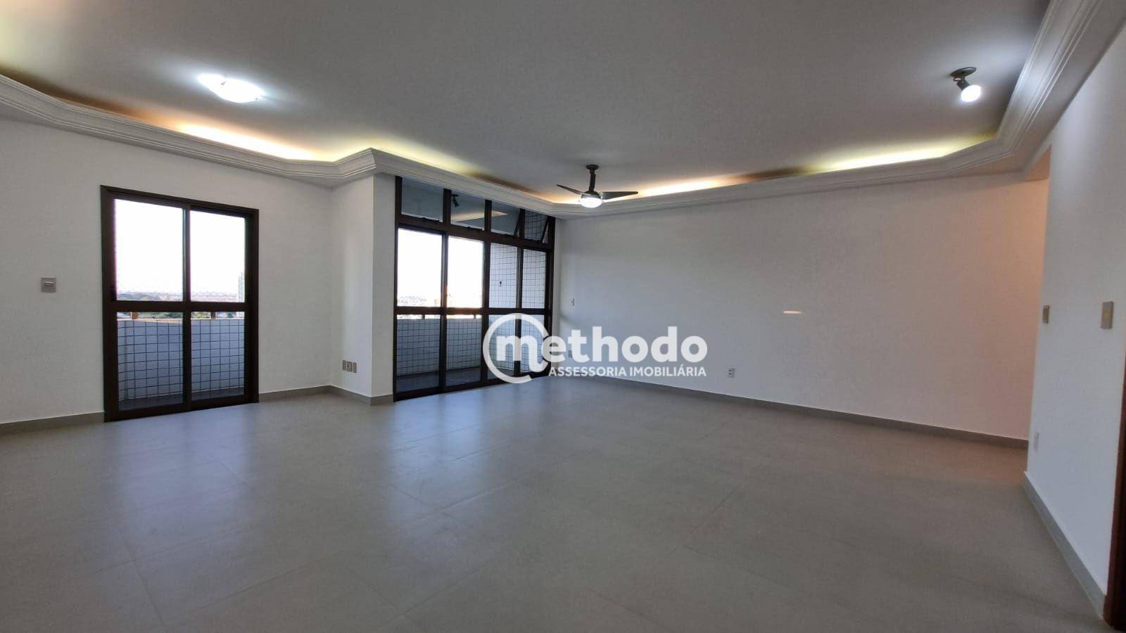 Apartamento à venda com 4 quartos, 150m² - Foto 1