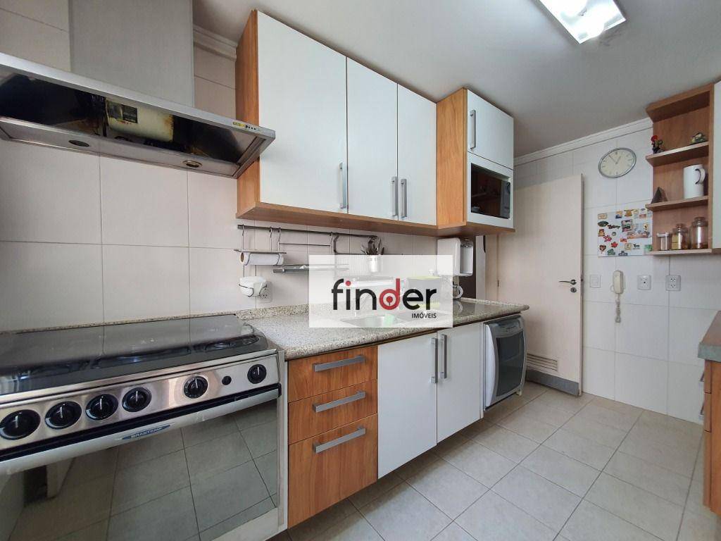 Apartamento à venda com 3 quartos, 200m² - Foto 20