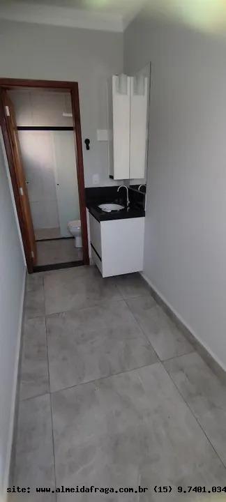 Casa de Condomínio para alugar com 3 quartos, 160m² - Foto 4