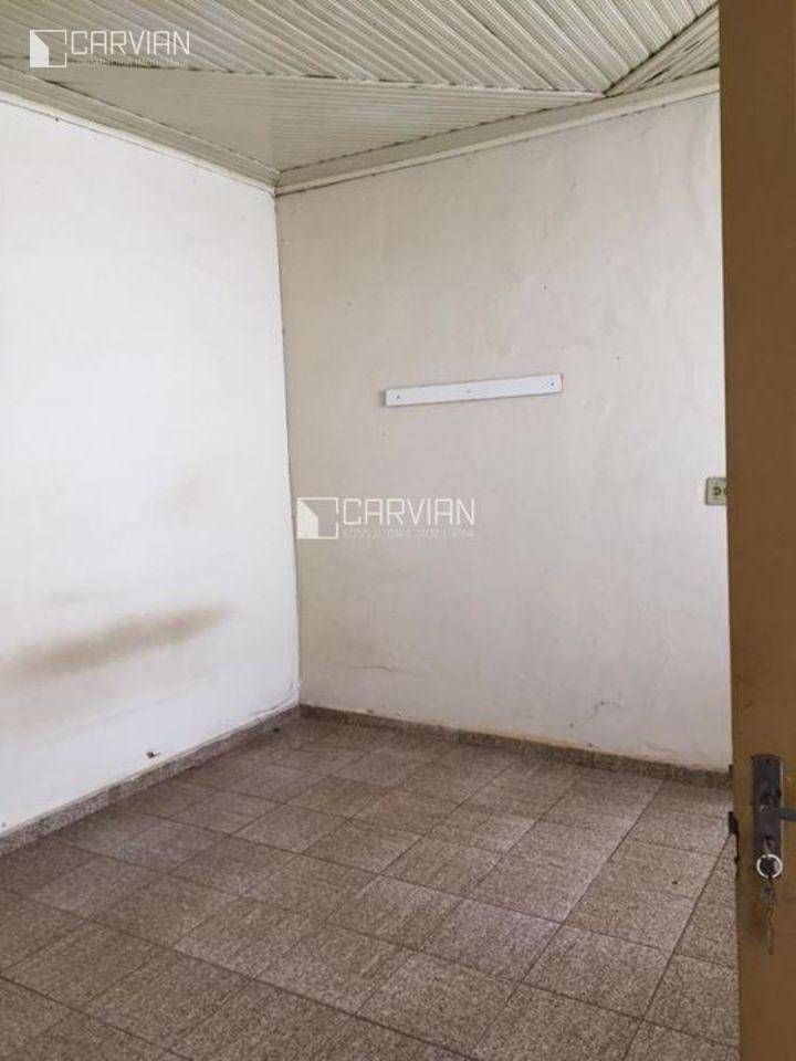 Casa à venda com 3 quartos, 100m² - Foto 18