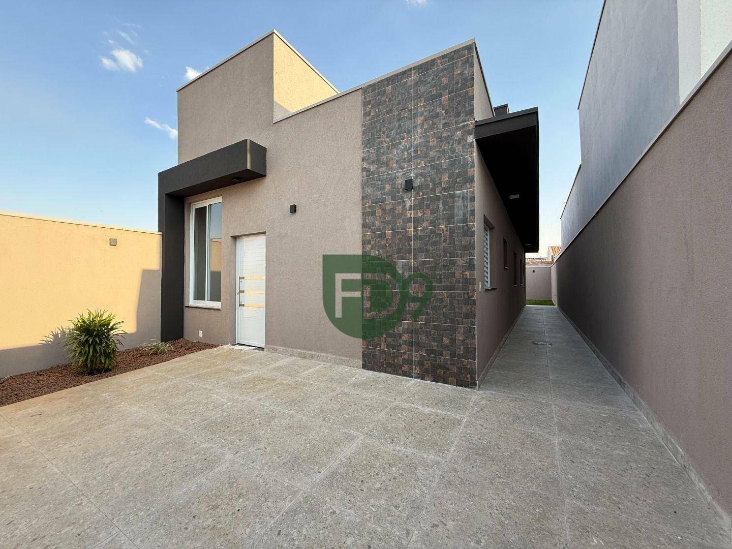 Casa, 3 quartos, 90 m² - Foto 1