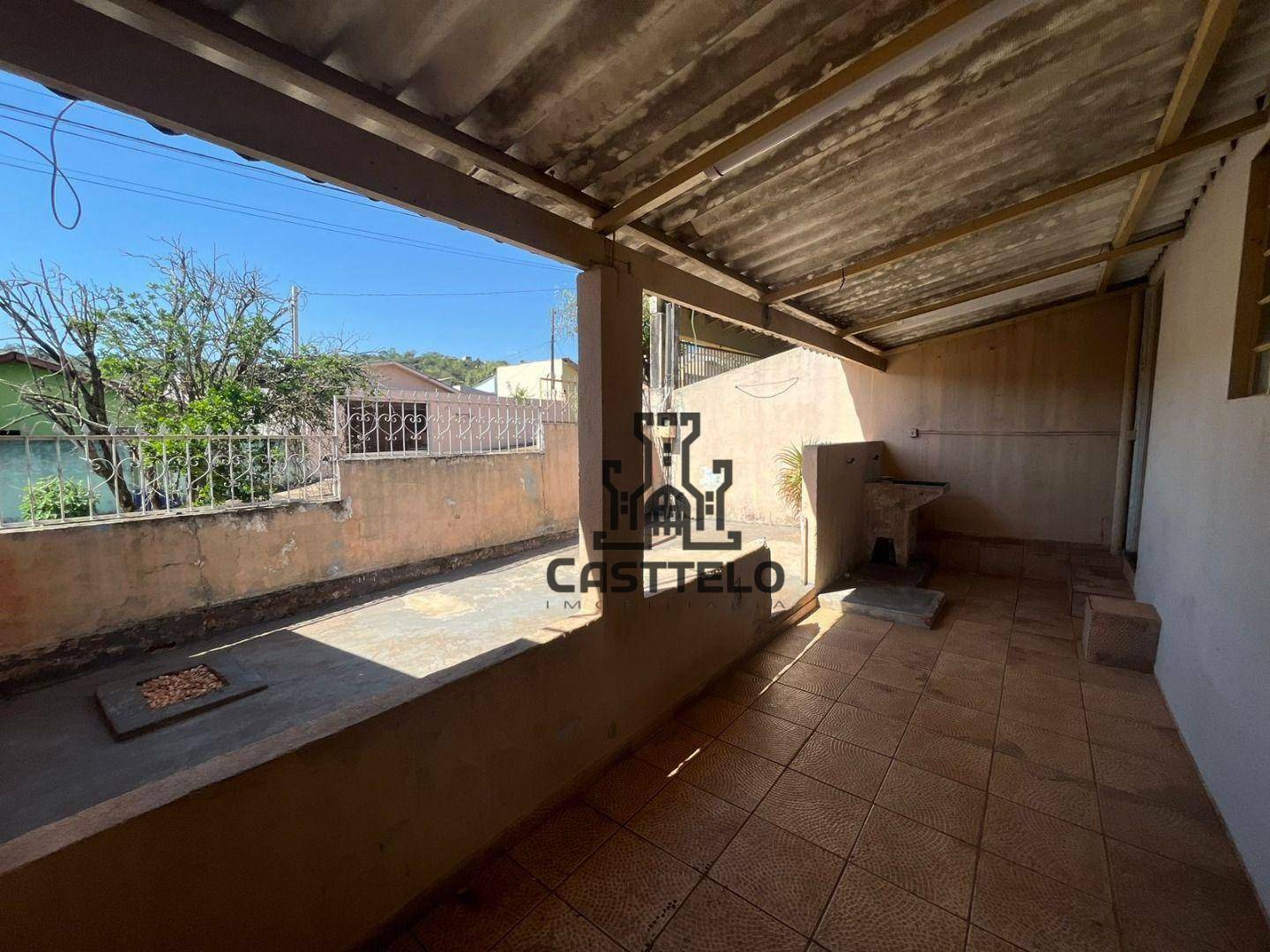 Casa para alugar com 3 quartos, 100m² - Foto 3