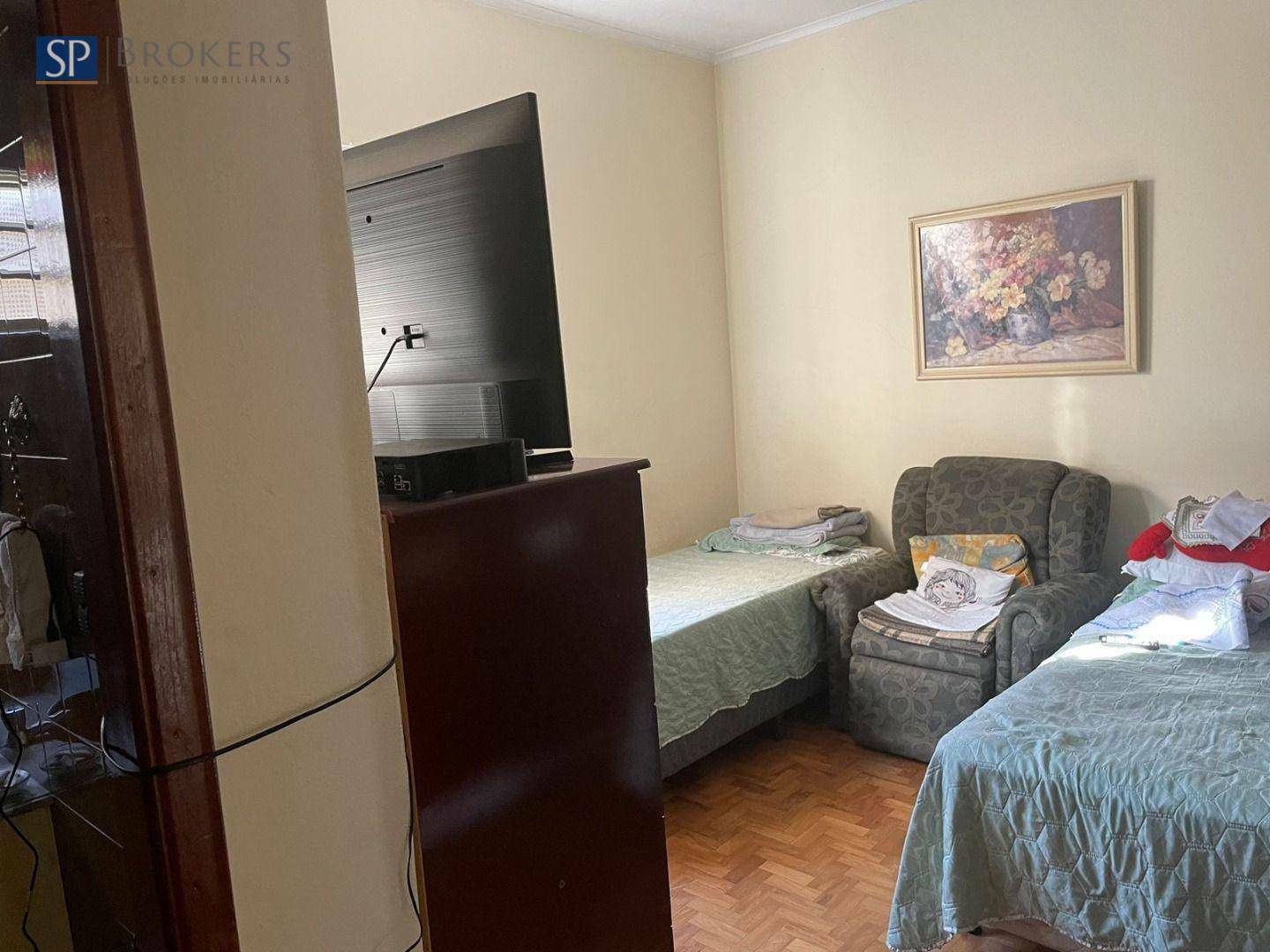 Casa à venda com 3 quartos, 300m² - Foto 8