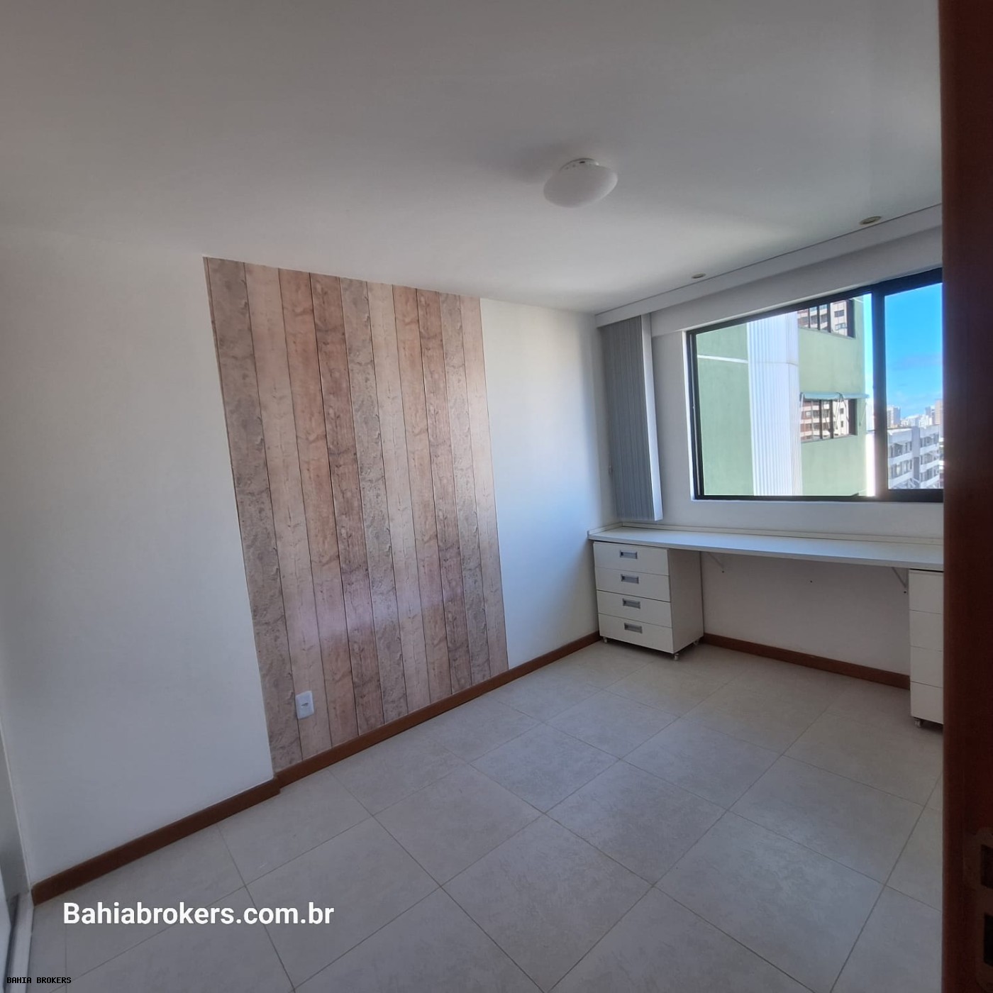 Apartamento para alugar com 1 quarto, 40m² - Foto 12