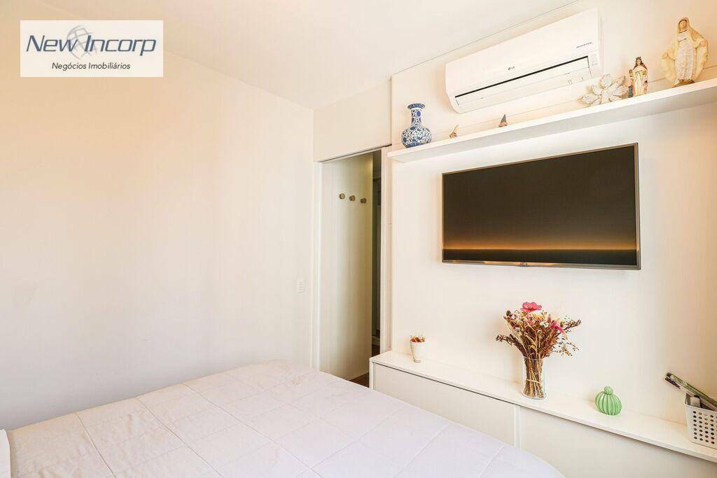 Apartamento à venda com 3 quartos, 134m² - Foto 32