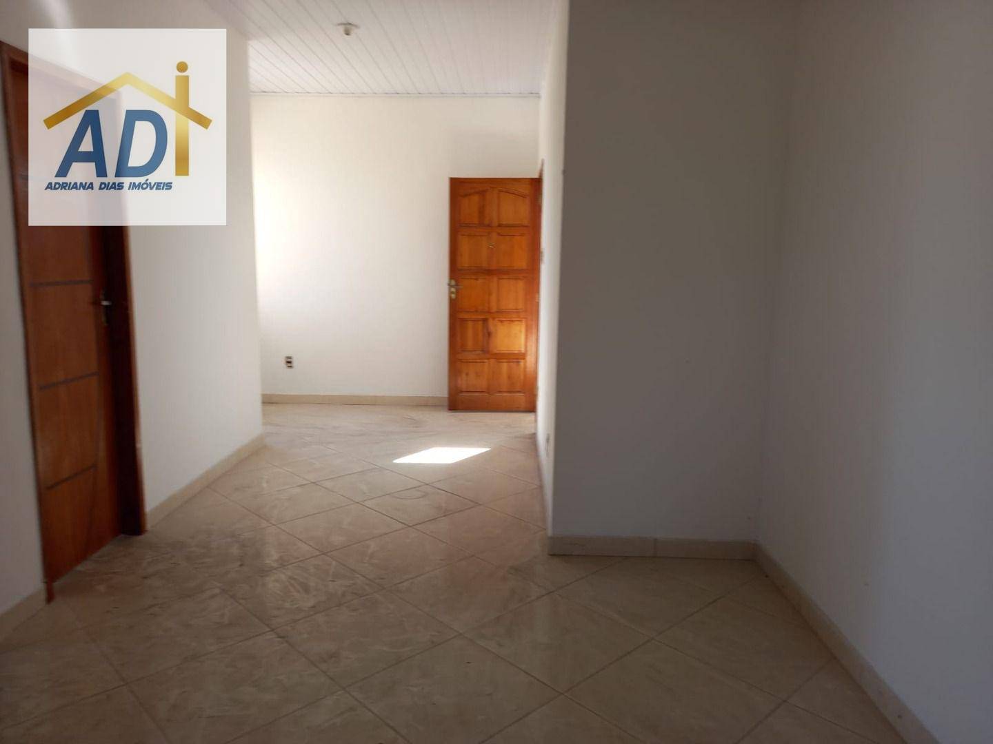 Apartamento para alugar com 2 quartos, 75m² - Foto 2