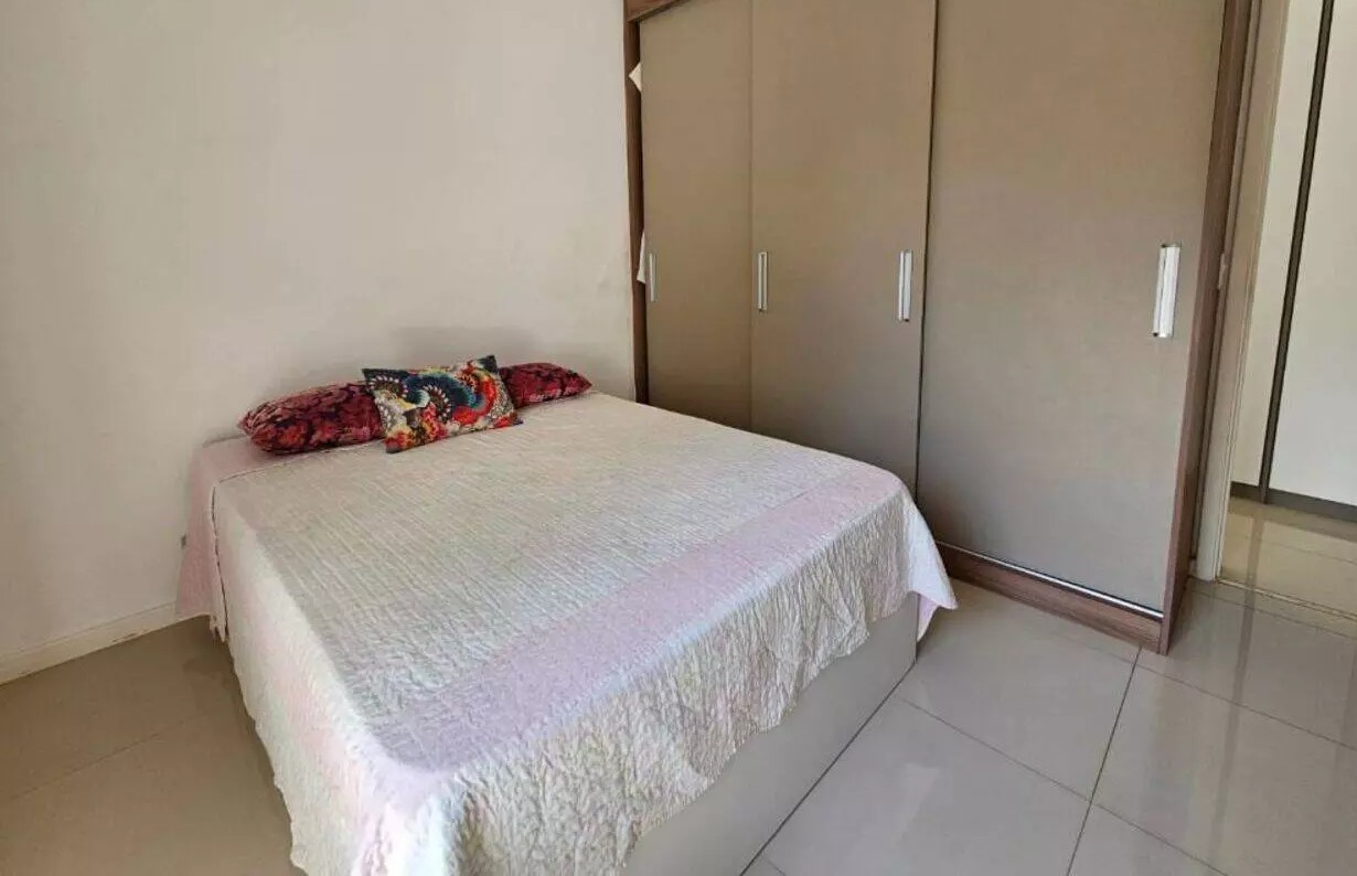 Casa de Condomínio à venda com 3 quartos, 218m² - Foto 11