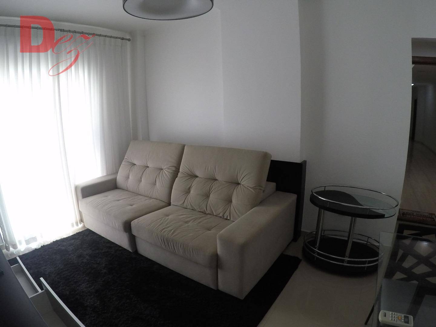 Apartamento à venda com 2 quartos, 76m² - Foto 11