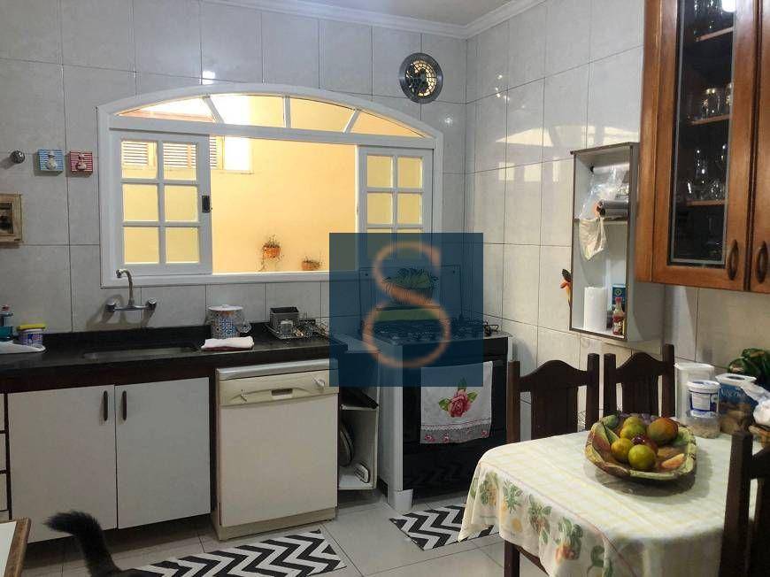 Sobrado à venda com 4 quartos, 185m² - Foto 8