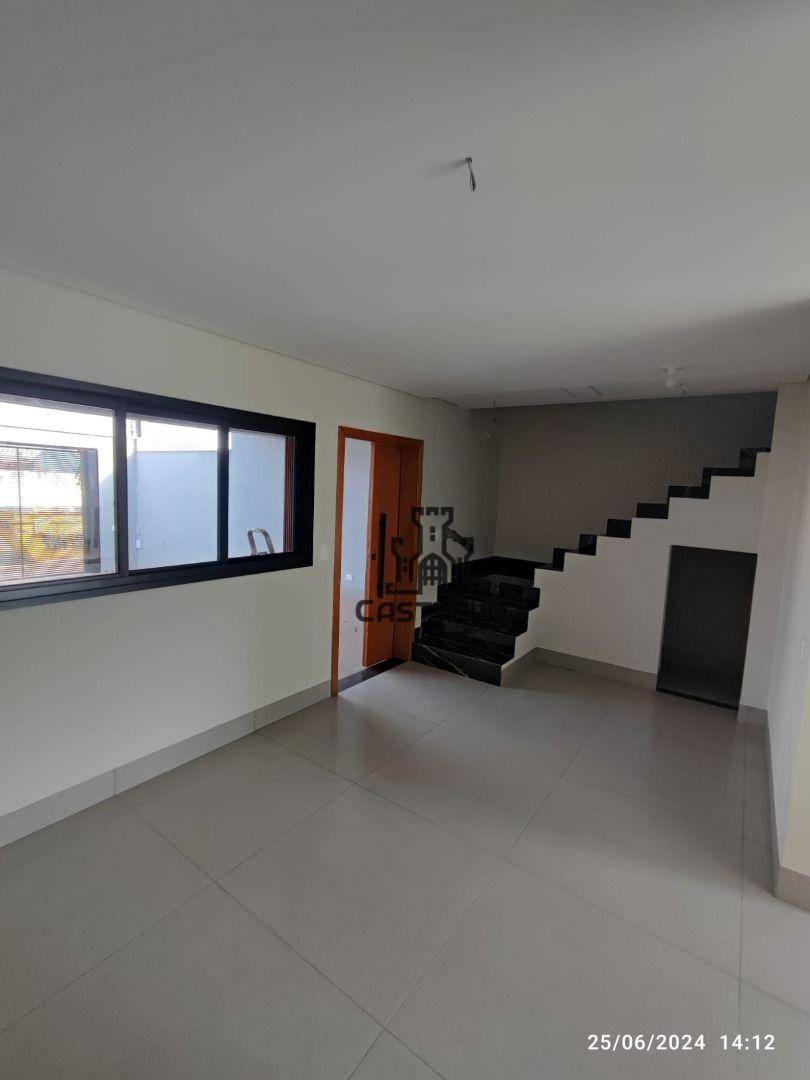 Sobrado à venda com 3 quartos, 150m² - Foto 5