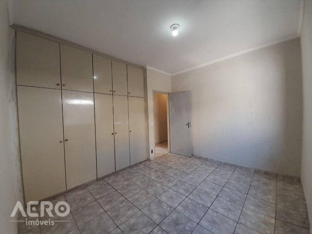 Casa à venda com 3 quartos, 164m² - Foto 12