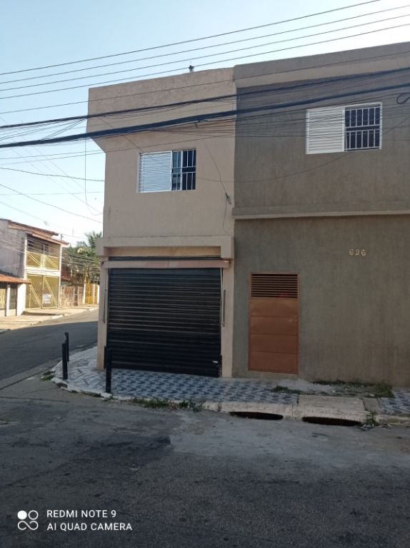 Sobrado à venda com 3 quartos, 350m² - Foto 3