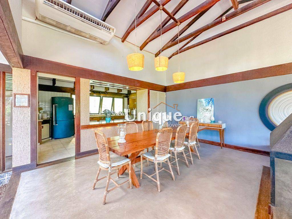 Casa à venda com 4 quartos, 570m² - Foto 24