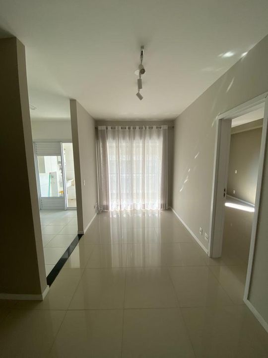 Apartamento para alugar com 1 quarto, 50m² - Foto 3