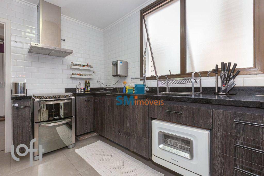 Apartamento à venda com 3 quartos, 184m² - Foto 6