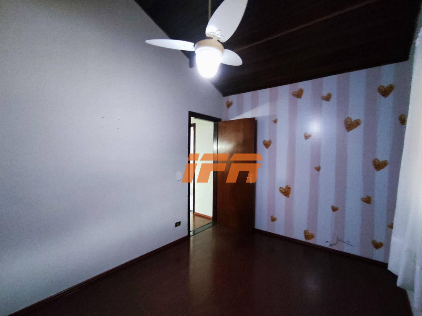 Sobrado à venda e aluguel com 4 quartos, 267m² - Foto 15