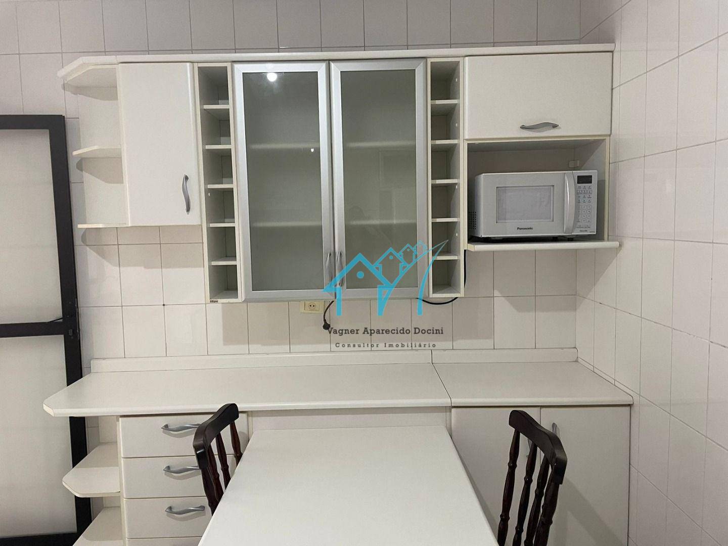 Apartamento para alugar com 3 quartos, 120m² - Foto 15