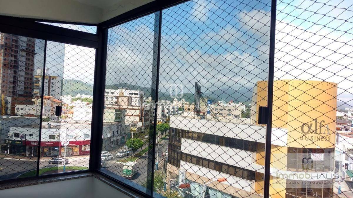 Apartamento à venda com 2 quartos, 90m² - Foto 3