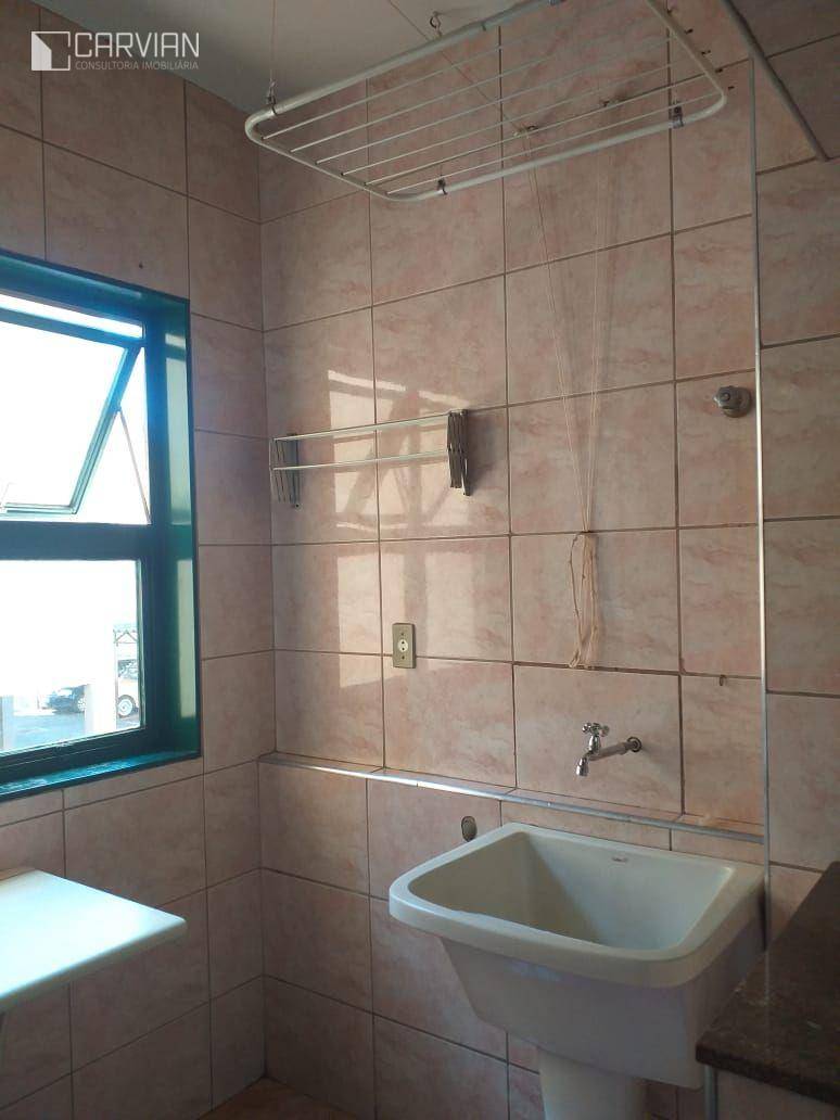 Apartamento à venda com 2 quartos, 70m² - Foto 8