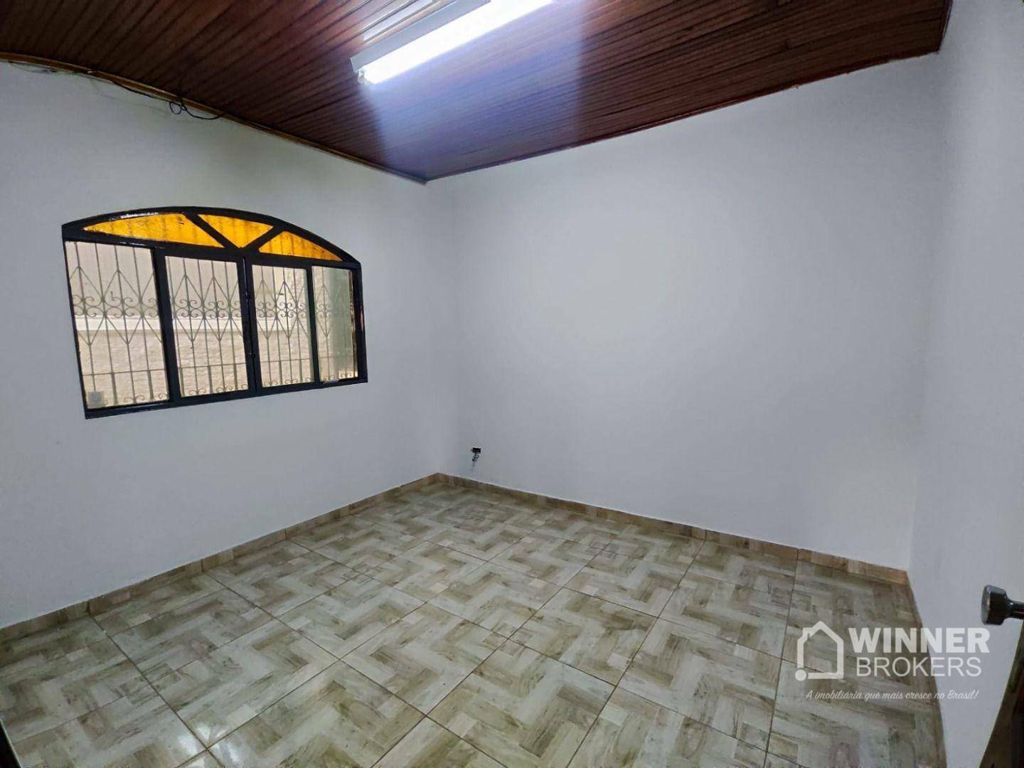 Casa para alugar com 4 quartos, 180m² - Foto 7