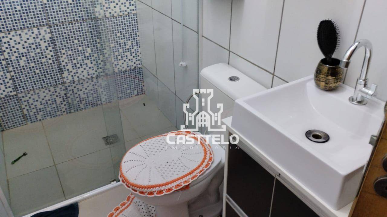 Casa à venda com 3 quartos, 120m² - Foto 11