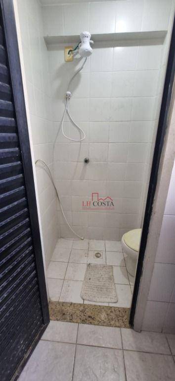 Apartamento à venda com 2 quartos, 70m² - Foto 18