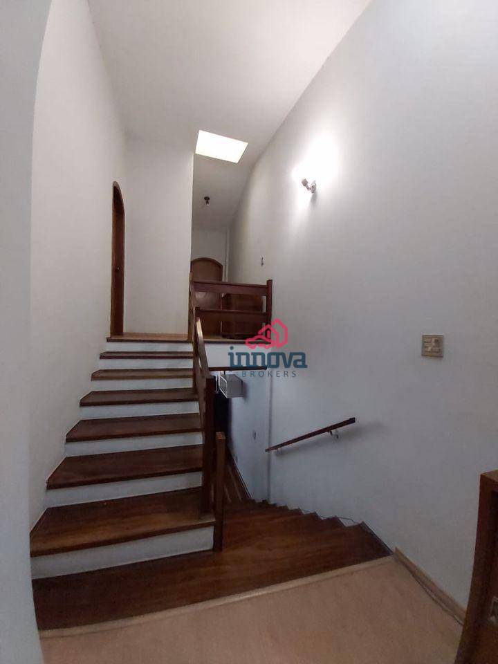 Sobrado à venda com 4 quartos, 240m² - Foto 8