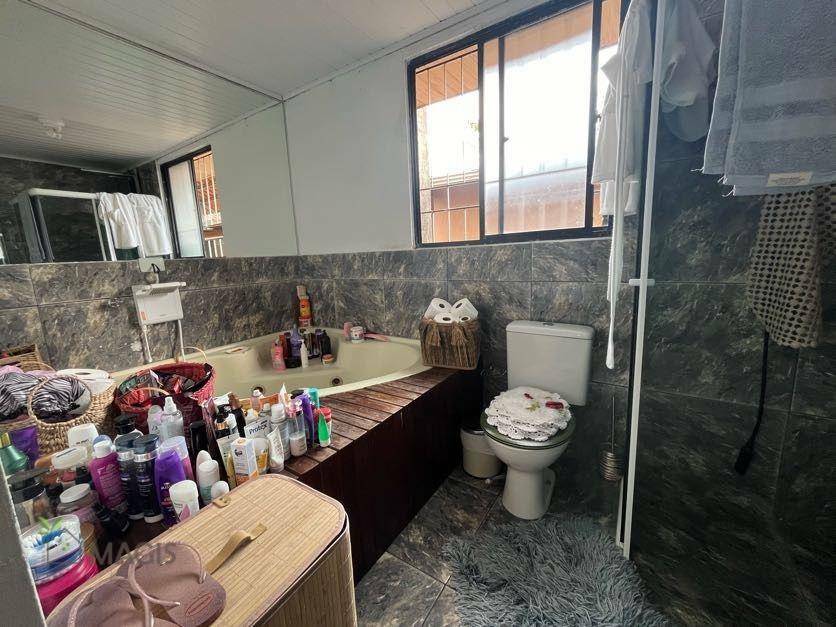 Casa à venda com 4 quartos, 230m² - Foto 20