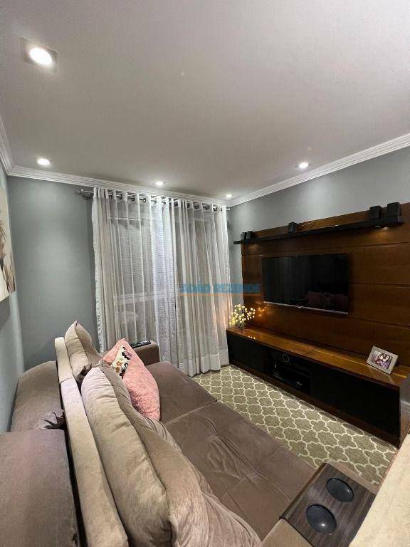 Apartamento à venda com 2 quartos, 56m² - Foto 1