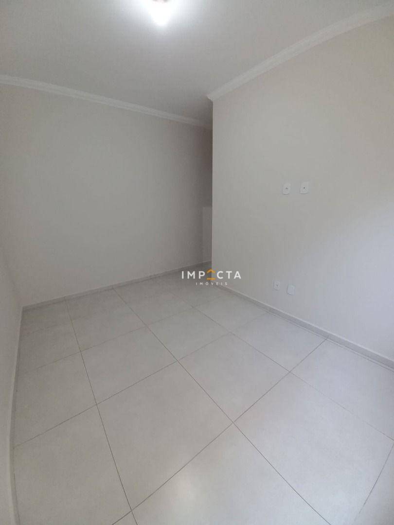 Casa à venda com 3 quartos, 121m² - Foto 12