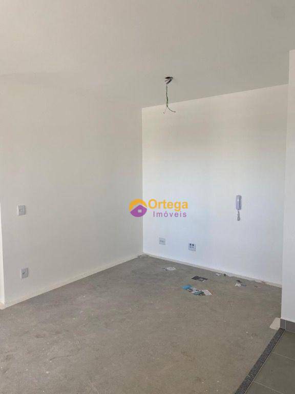 Apartamento à venda com 3 quartos, 70m² - Foto 6