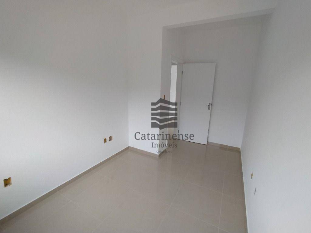 Sobrado à venda com 2 quartos, 74m² - Foto 12