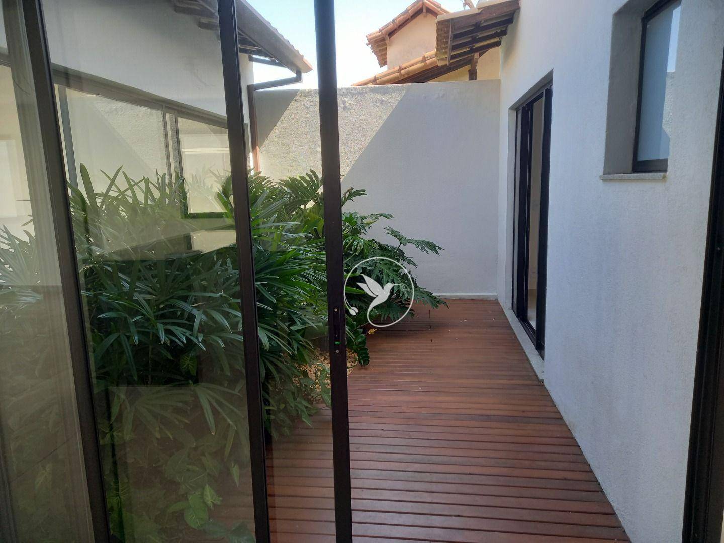 Casa à venda com 4 quartos, 299m² - Foto 8