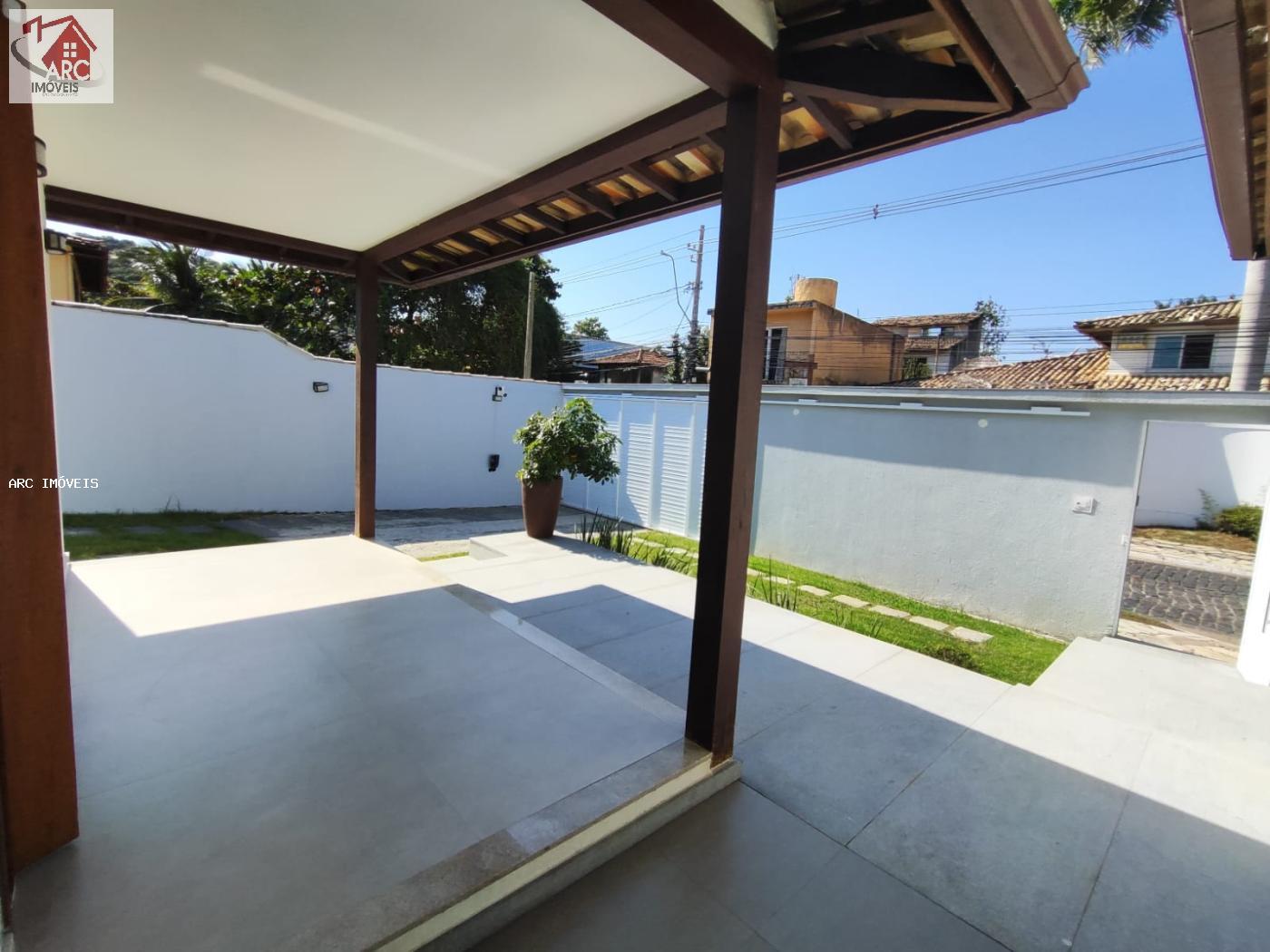 Casa à venda com 4 quartos, 360m² - Foto 11