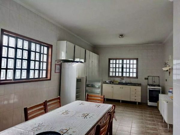 Chácara à venda com 4 quartos, 2396m² - Foto 17