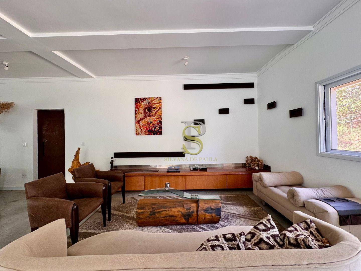 Casa de Condomínio para alugar com 5 quartos, 530m² - Foto 2