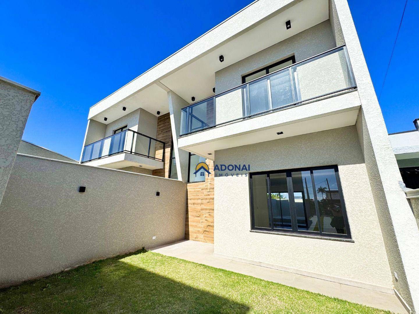 Sobrado à venda com 3 quartos, 116m² - Foto 1