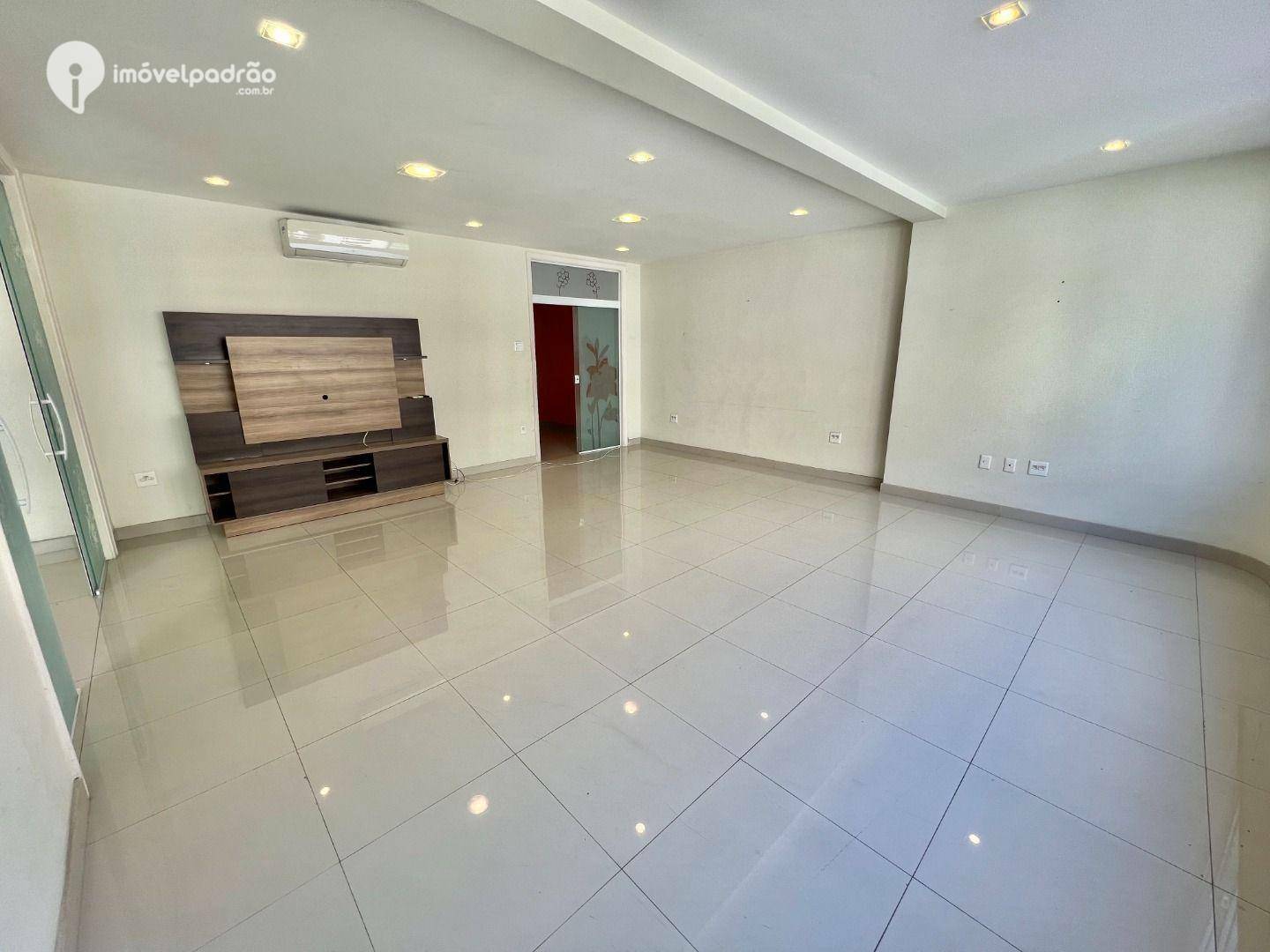 Apartamento à venda com 4 quartos, 220m² - Foto 29