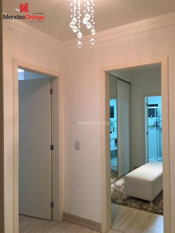 Apartamento para alugar com 3 quartos, 247m² - Foto 11