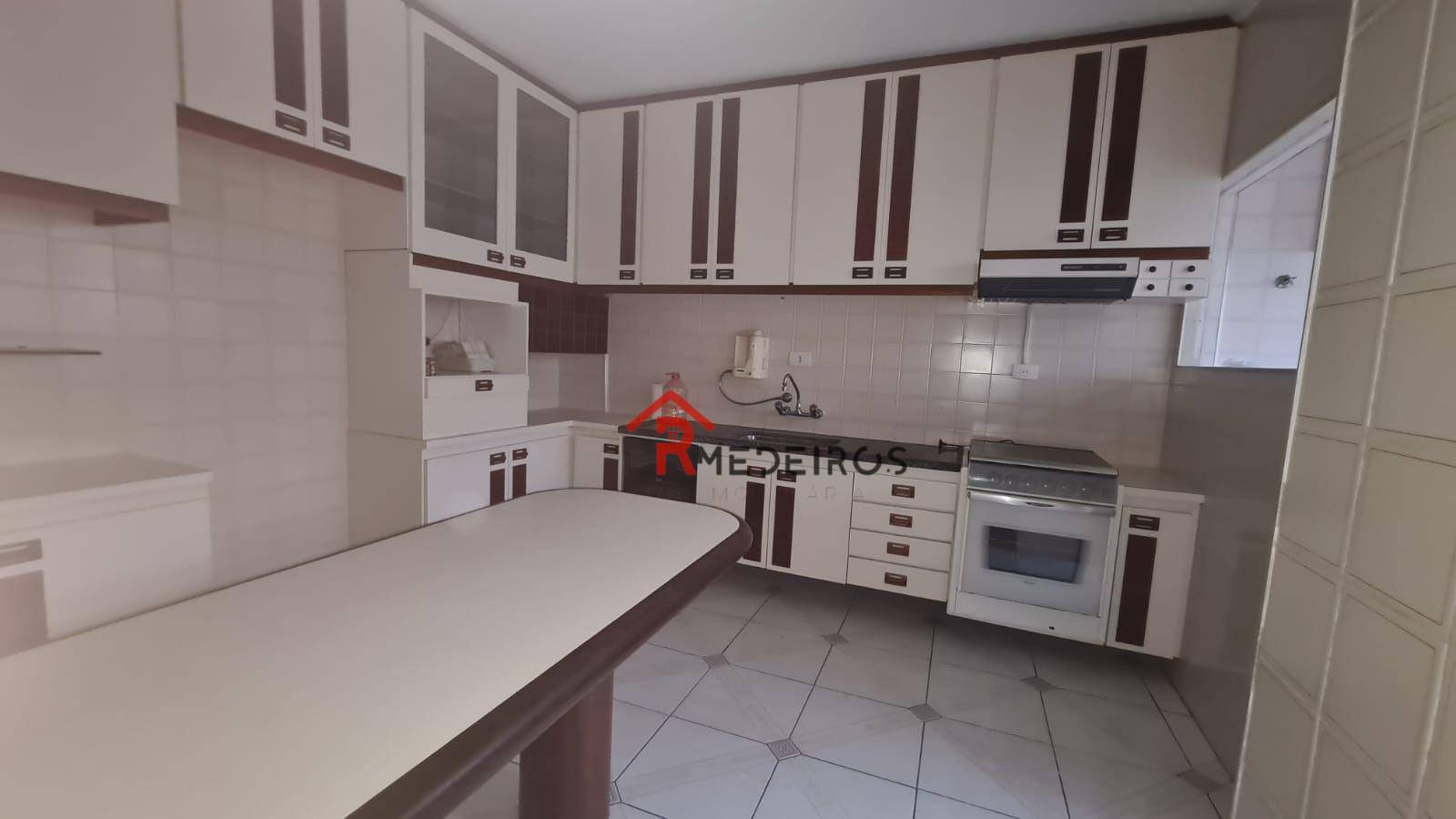 Apartamento à venda com 2 quartos, 90m² - Foto 5