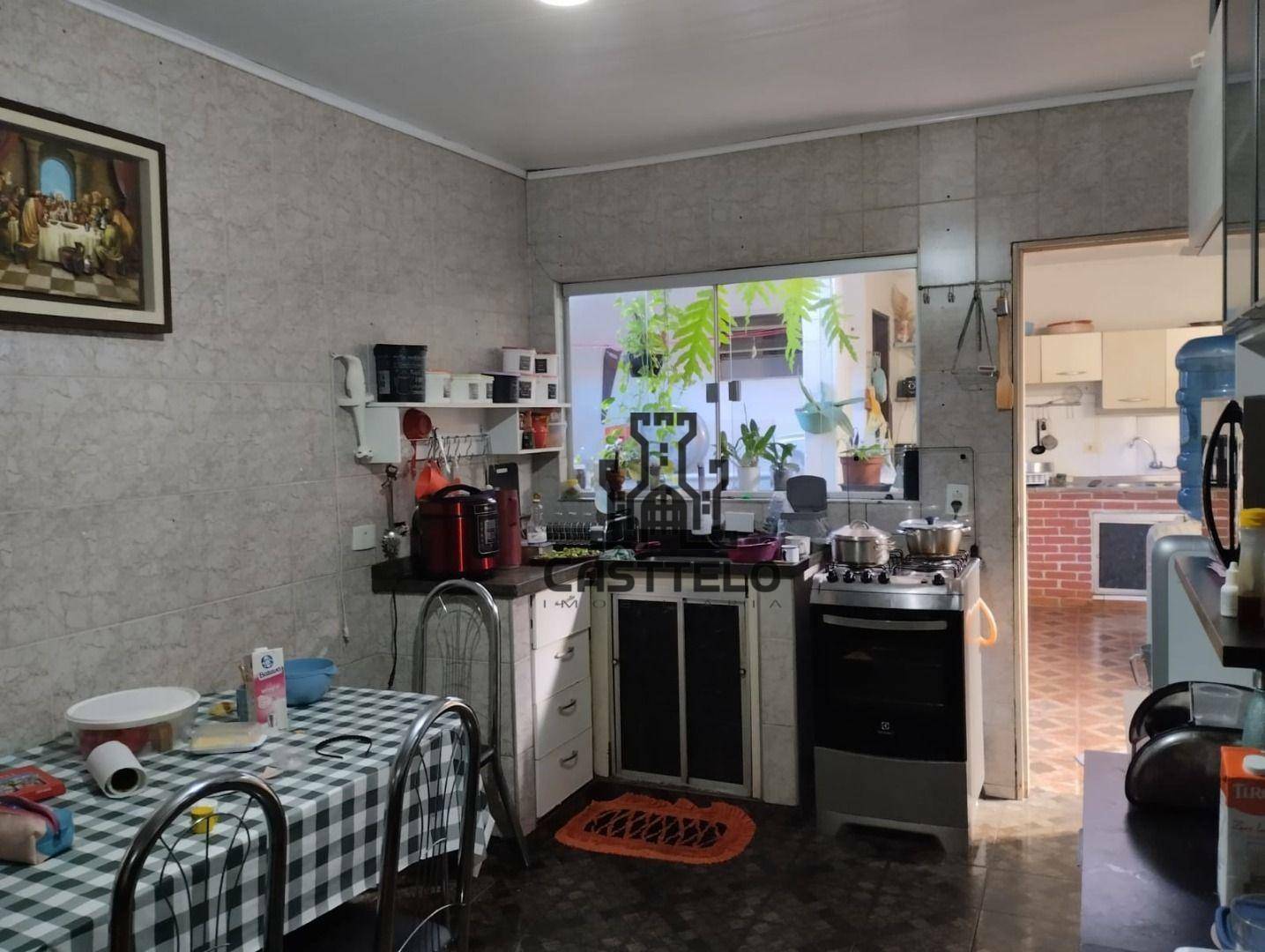 Casa à venda com 4 quartos, 150m² - Foto 14