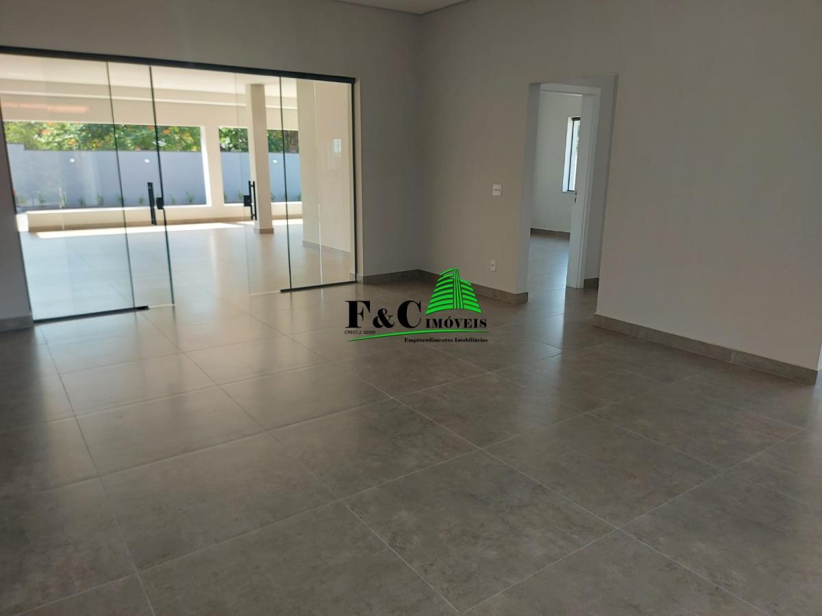 Casa para alugar com 3 quartos, 1402m² - Foto 13