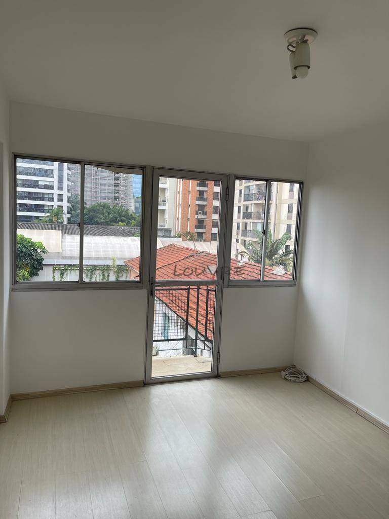 Apartamento à venda com 1 quarto, 41m² - Foto 1