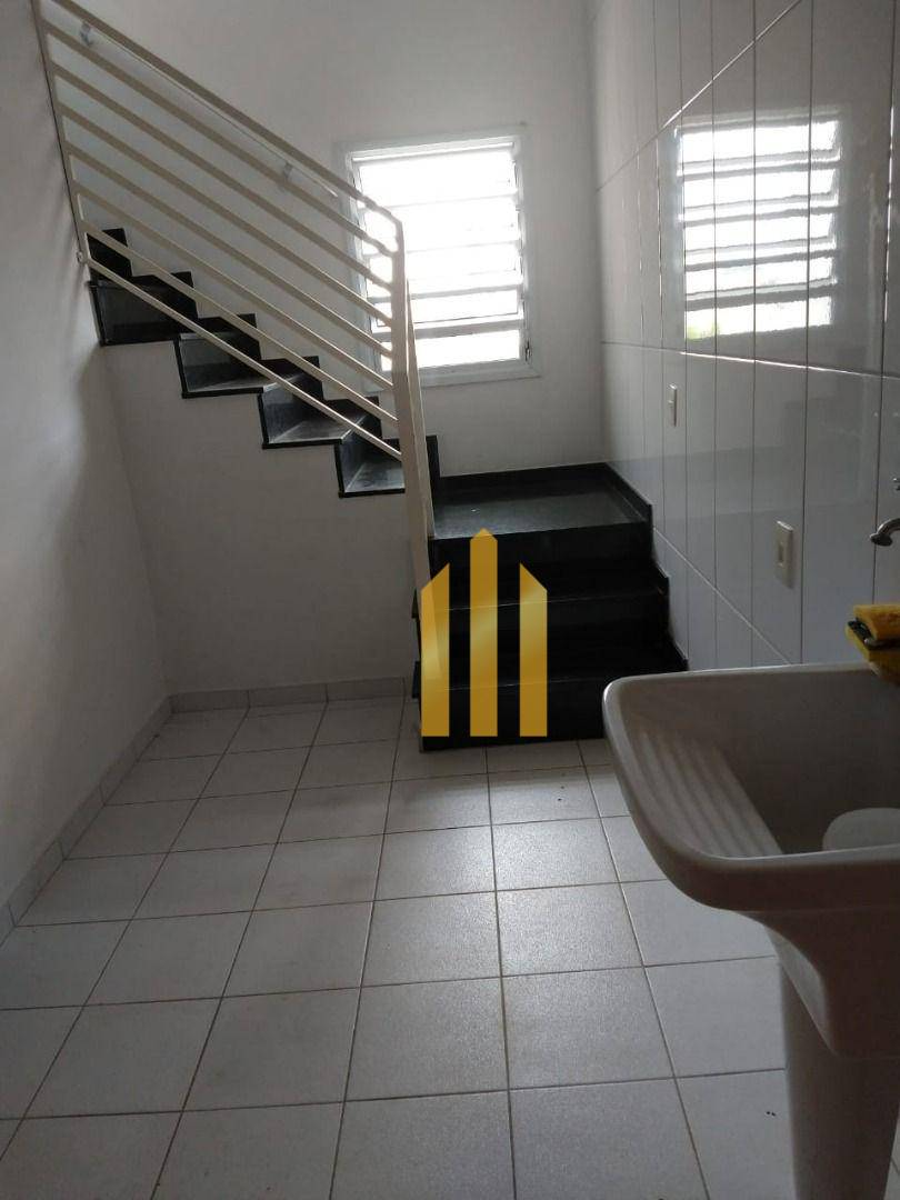 Sobrado à venda com 3 quartos, 274m² - Foto 20