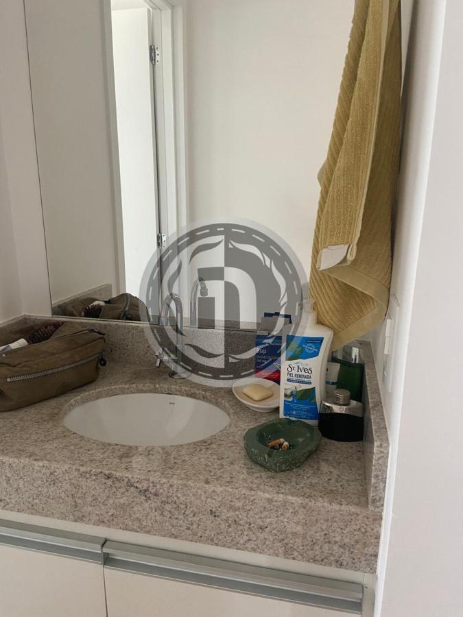 Apartamento à venda com 2 quartos, 62m² - Foto 13