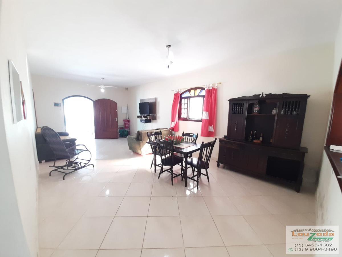 Casa à venda com 3 quartos, 322m² - Foto 14