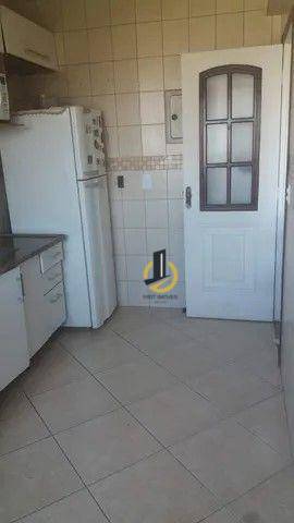 Apartamento para alugar com 2 quartos, 70m² - Foto 3