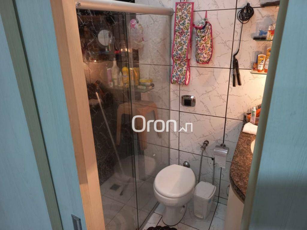 Casa à venda com 3 quartos, 250m² - Foto 9