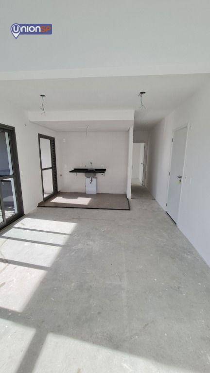 Apartamento à venda com 2 quartos, 69m² - Foto 2